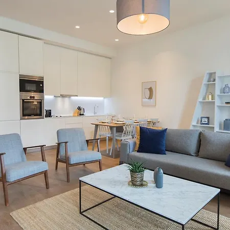 Urban Chic In The Heart Of Historic
