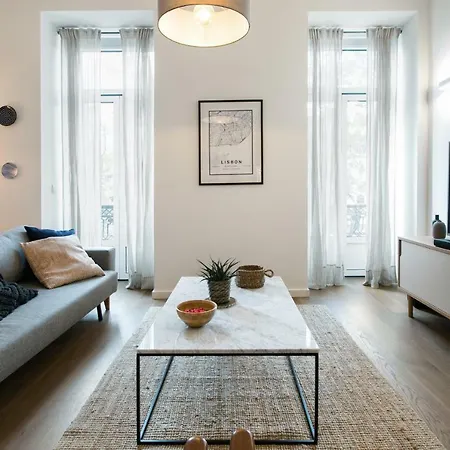 Urban Chic In The Heart Of Historic * Lisboa